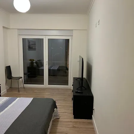 Modern Big With Balcony In New Homestay Montijo