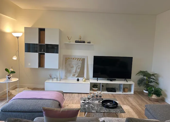 Modern Big With Balcony In New *