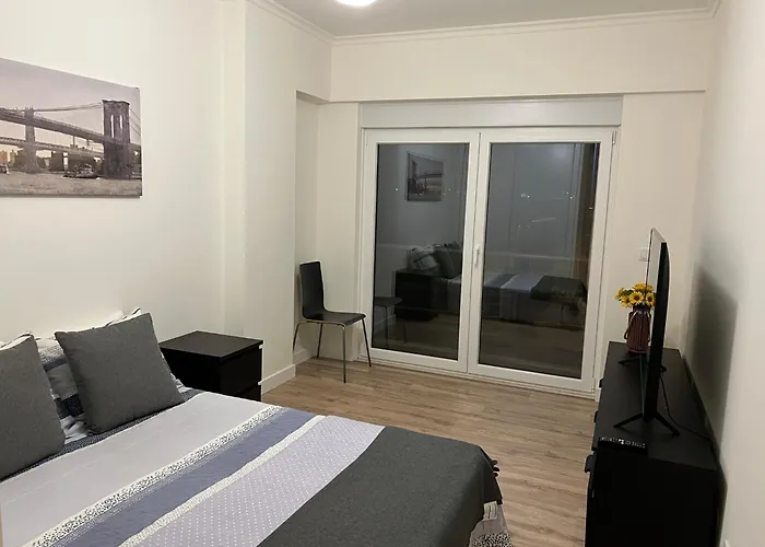 Pansiyon Modern Big With Balcony In New Montijo