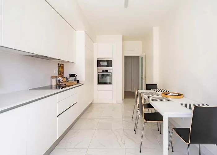 Modern Big With Balcony In New