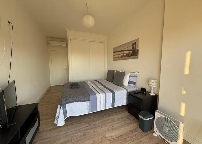 Pansiyon Modern Big With Balcony In New